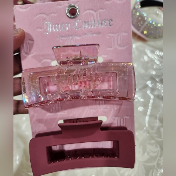 NWT Juicy Couture Big Hair Claw Clips Set of 2 - Picture 1 of 2